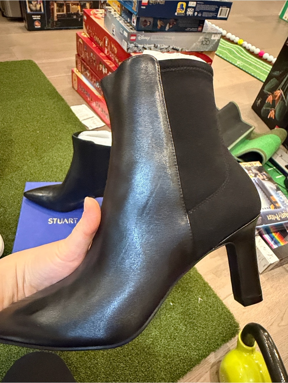 Stuart Weitzman Black Leather Pointed-Toe Ankle Boots – New, Size 6.5
